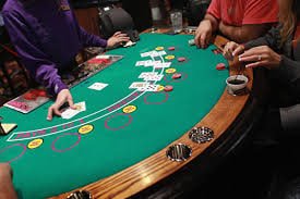 Filipino player celebrating a big win on phl999 casino games